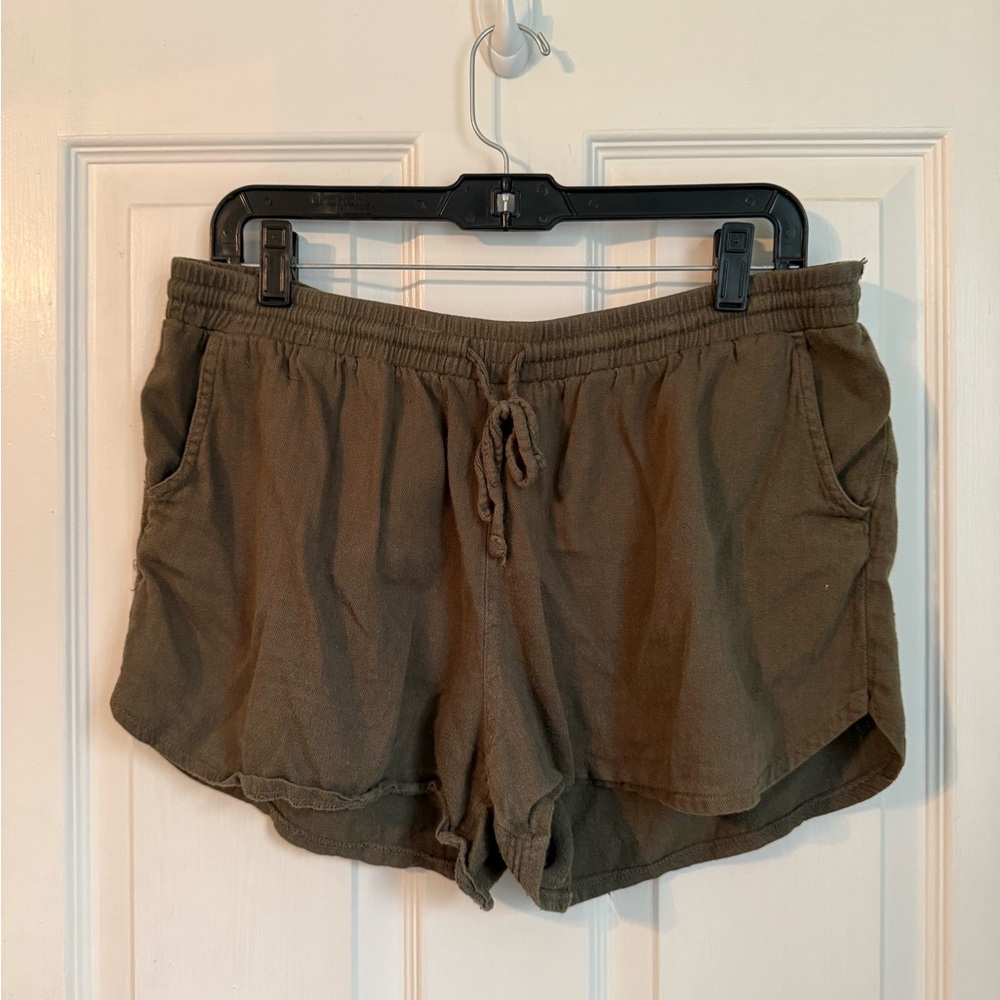 Universal Thread Olive Green Athletic Shorts